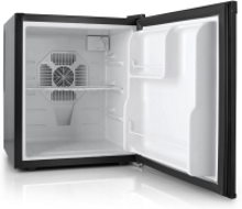 Orbegozo NVE 4500 B - Nevera eléctrica, refrigeración termoeléctrica, sistema 'No Frost', patas ajustables, luz LED interna, 70 W, 38 L